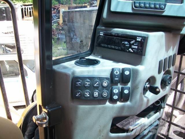 CAT 559D Mežizstrāde- Citi