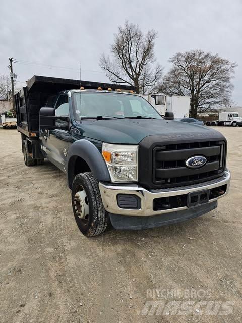 Ford F-450 Pašizgāzējs