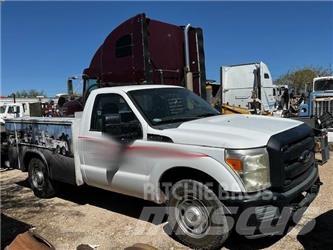 Ford F250 Evakuators ar manipulatoru