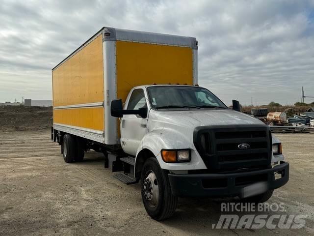 Ford F750 Furgons