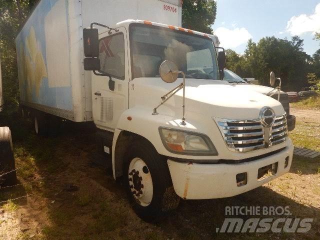 Hino 258 Furgons