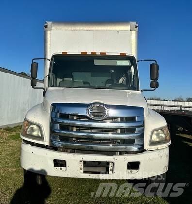 Hino 268 Furgons