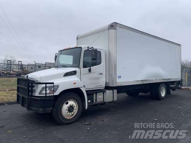 Hino 268 Furgons