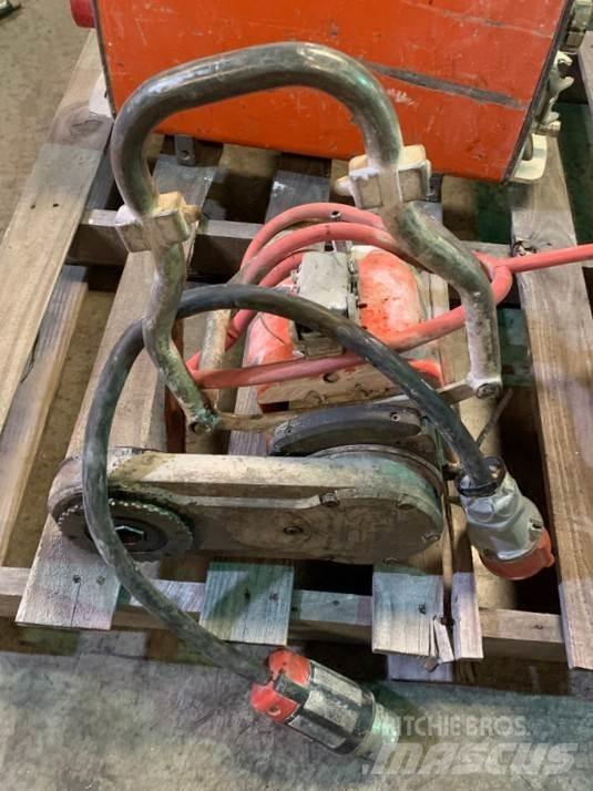 Husqvarna PP490 Betona maisītājs