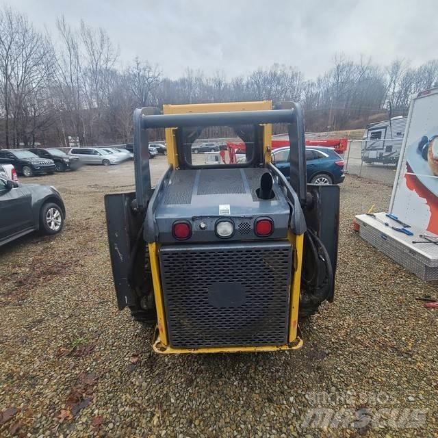 John Deere 320D Lietoti riteņu kompaktiekrāvēji