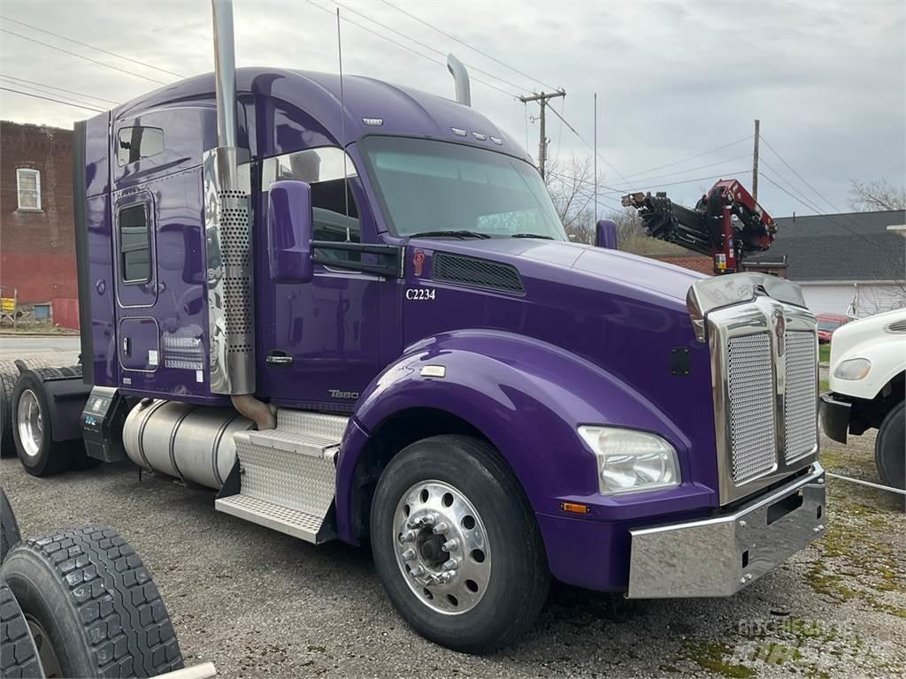 Kenworth T880 Vilcēji