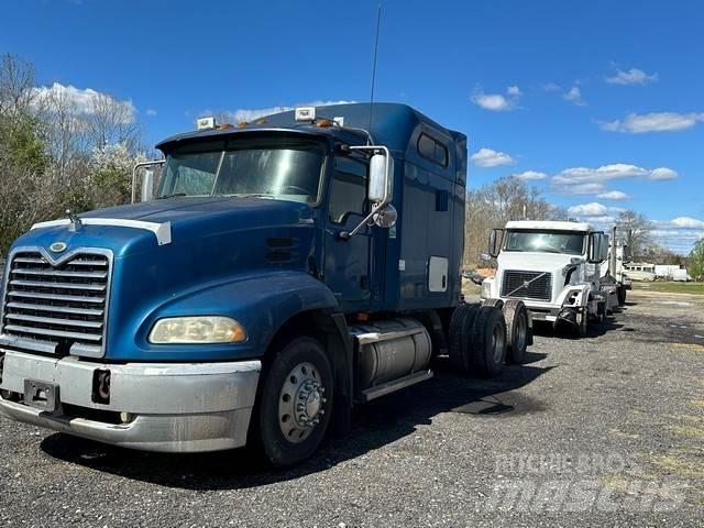 Mack CXN613 Vilcēji