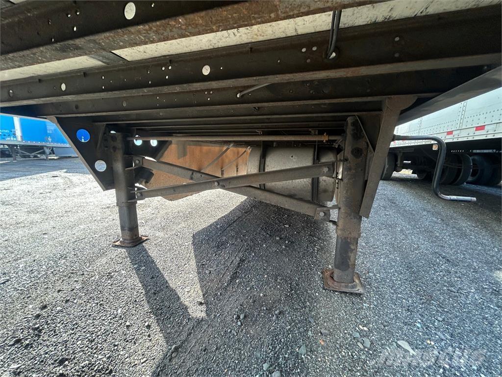 Utility VS2RA Auto pārvadāšanas treileri