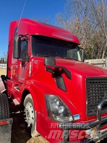 Volvo VNL64T670 Vilcēji