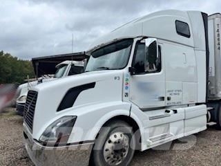 Volvo VNL64T780 Vilcēji