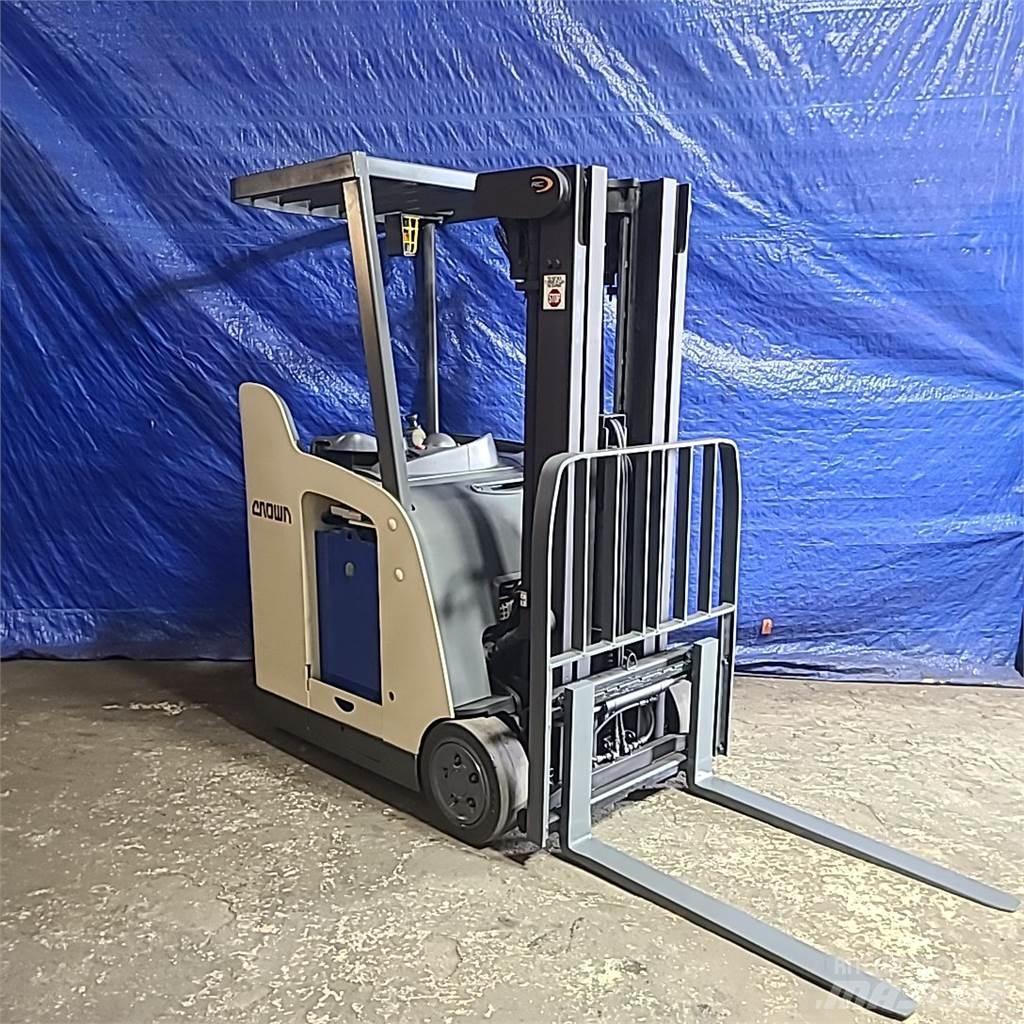 Crown RC5530C-30 Elektriskie iekrāvēji