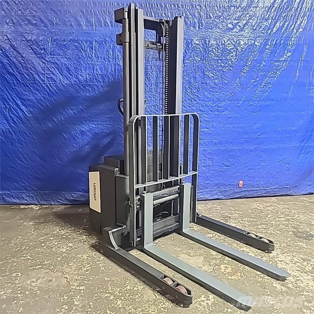 Crown WS2300 Pašgājēji krautnētāji