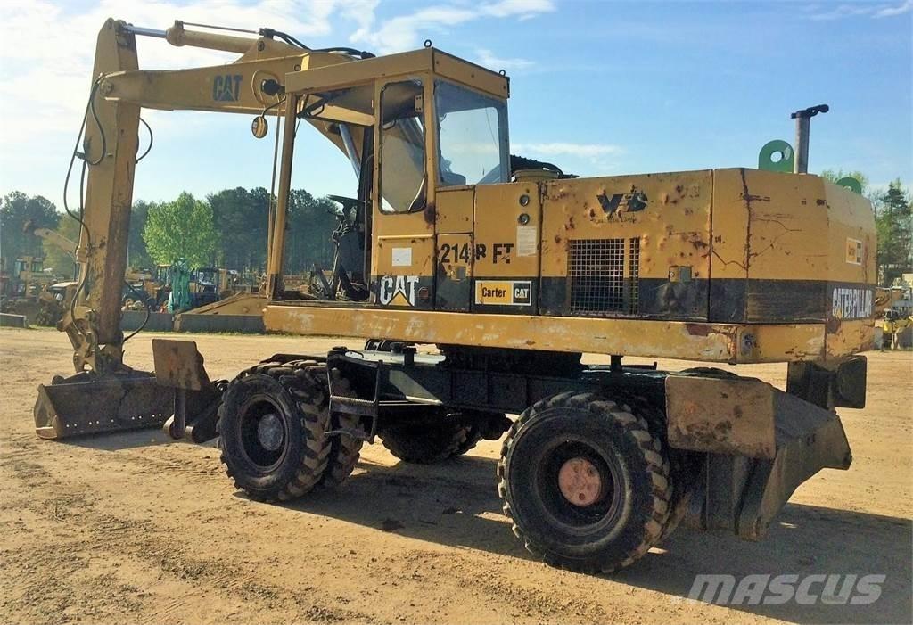 CAT 214B FT Ekskavatori uz riteņiem