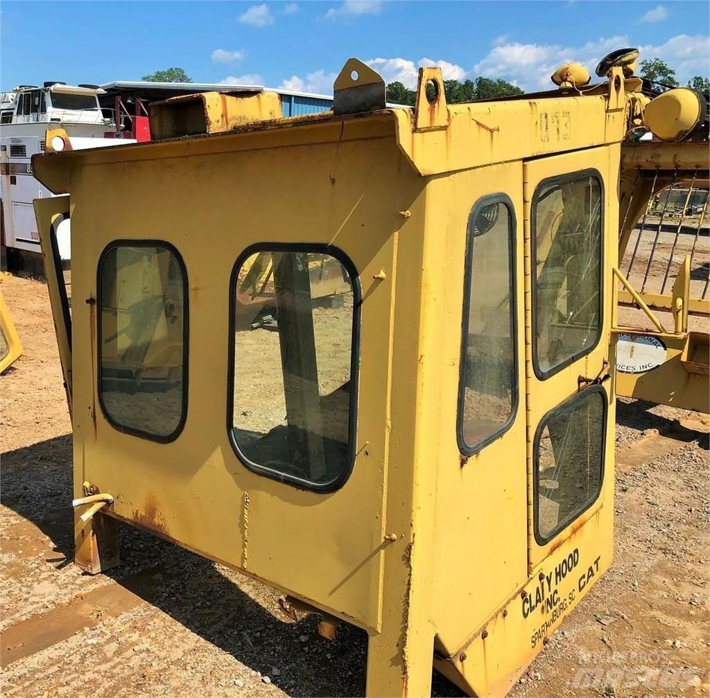 CAT 980C Kabīnes un interjers