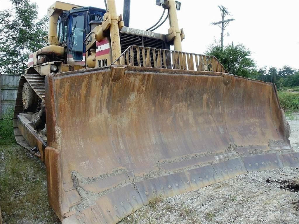 CAT D10N Kāpurķēžu buldozeri