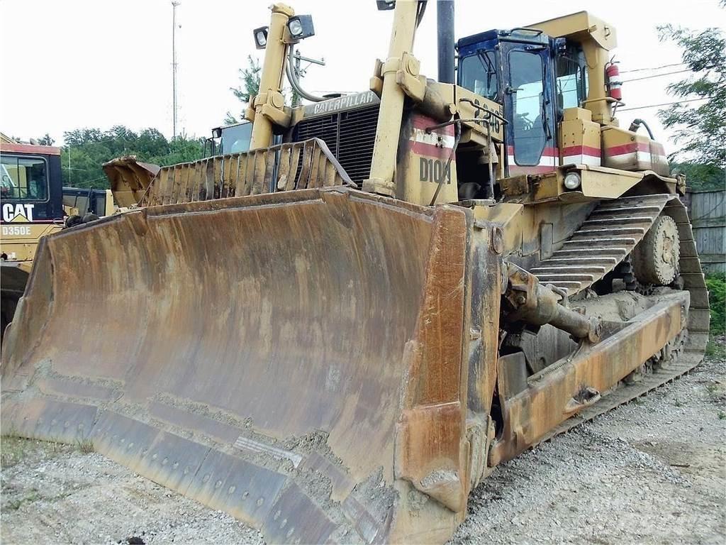 CAT D10N Kāpurķēžu buldozeri
