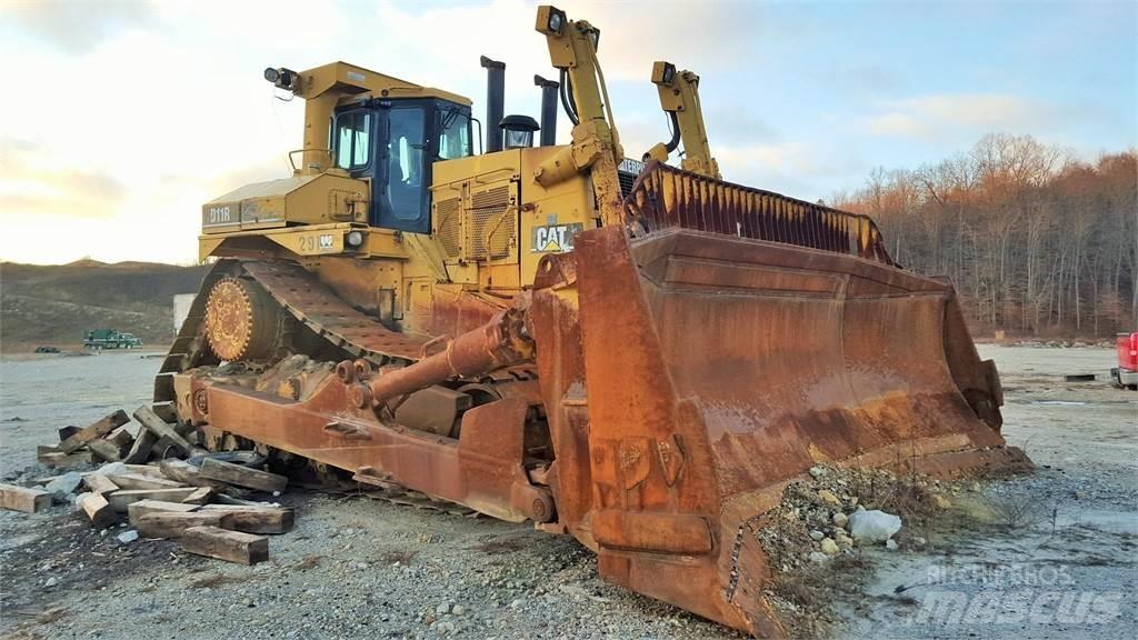 CAT D11R Kāpurķēžu buldozeri