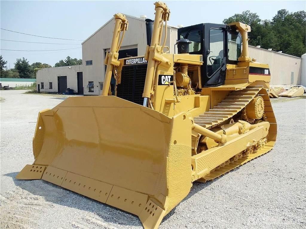 CAT D8N Kāpurķēžu buldozeri