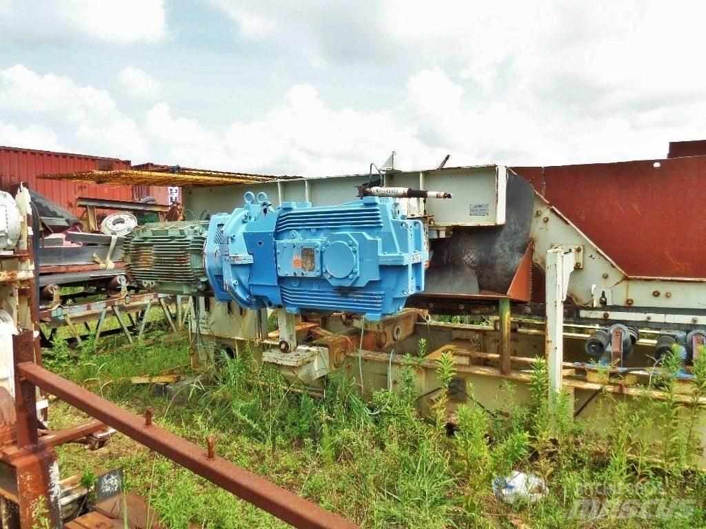  DBT 330163 Atkritumu konveijeri