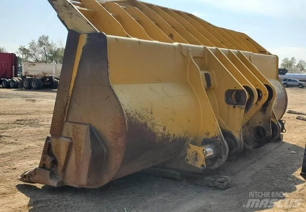 Komatsu WA1200 Kausi