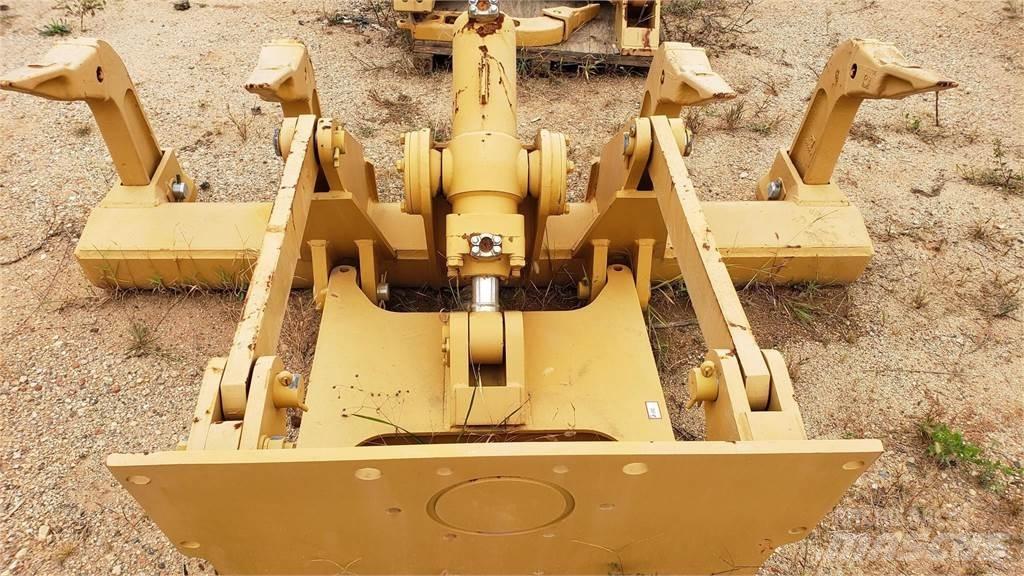  Ripper CAT D6D Skarifikatori