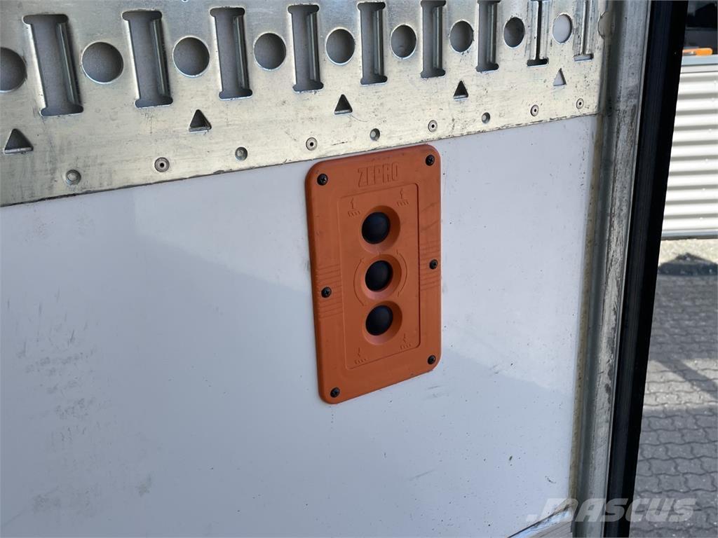 Renault D280 Premium Furgons