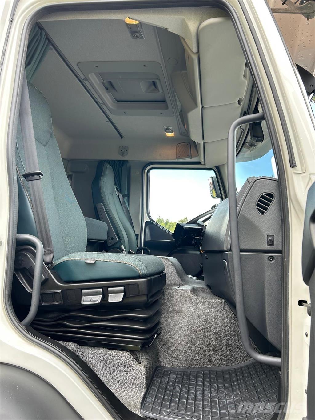 Volvo FE 320 18 ton Furgons