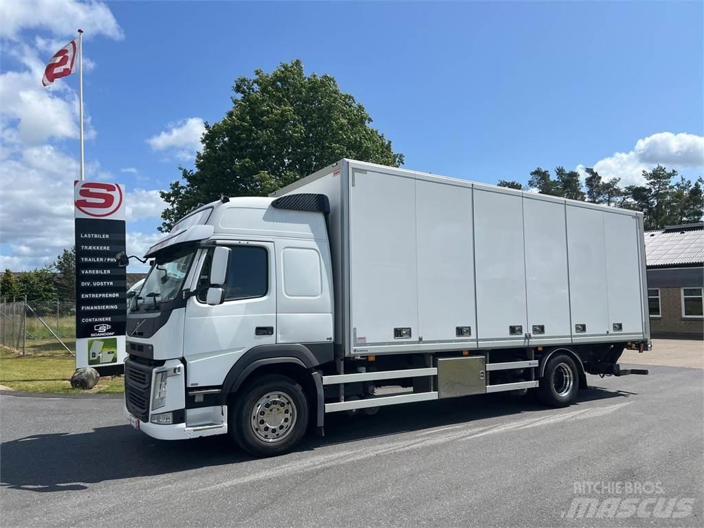 Volvo FM330 Furgons
