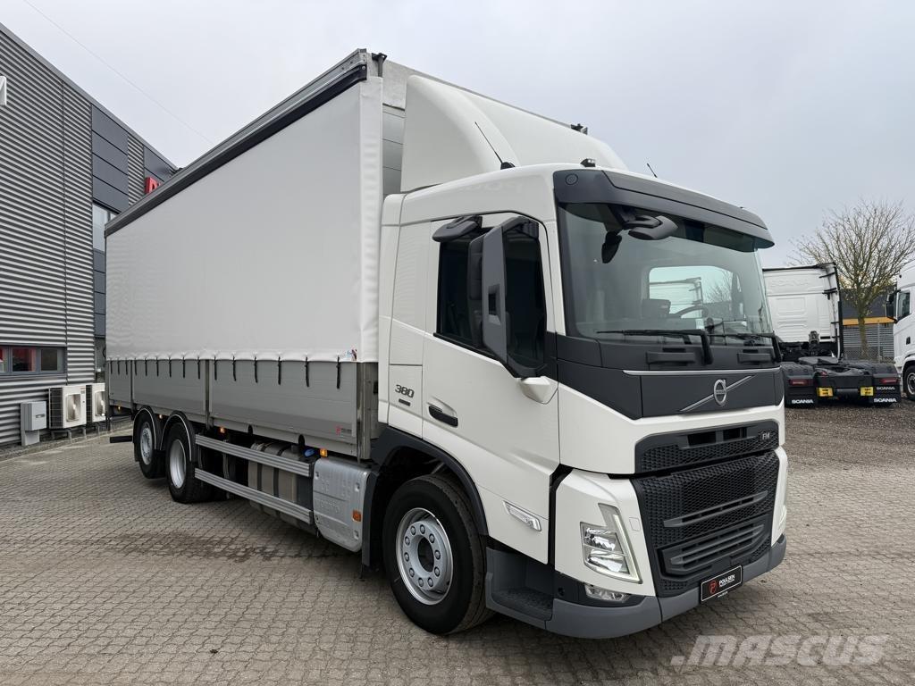 Volvo FM380 7800mm Tents