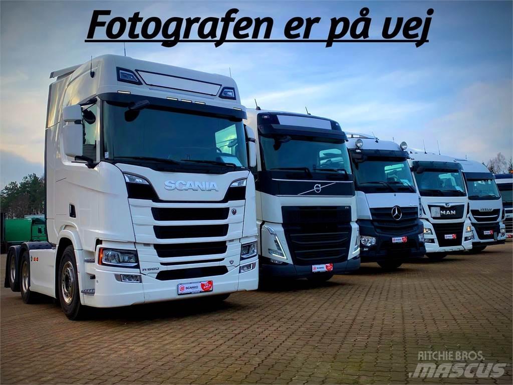 Volvo FM430 Treileri ar āķi