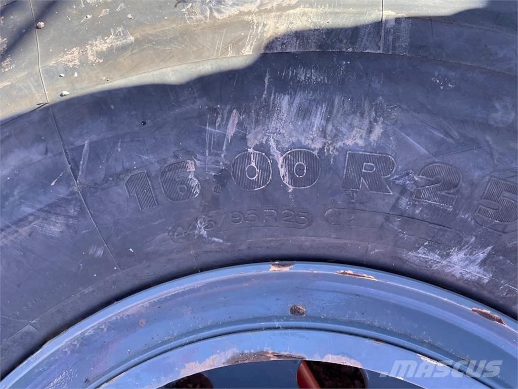 Michelin  Riepas, riteņi un diski