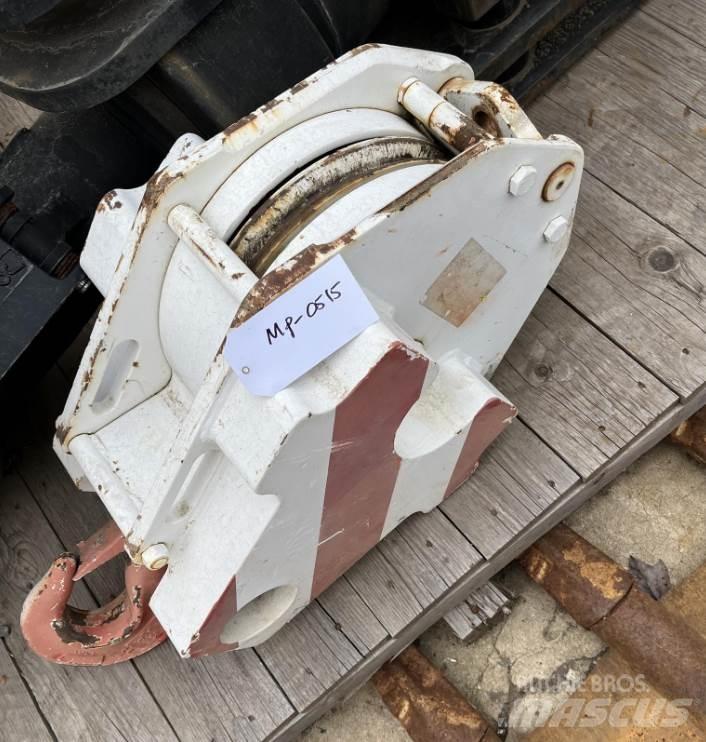 Terex  Citas pacelšanas iekārtas
