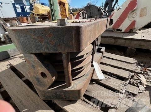  Unknown Citas pacelšanas iekārtas