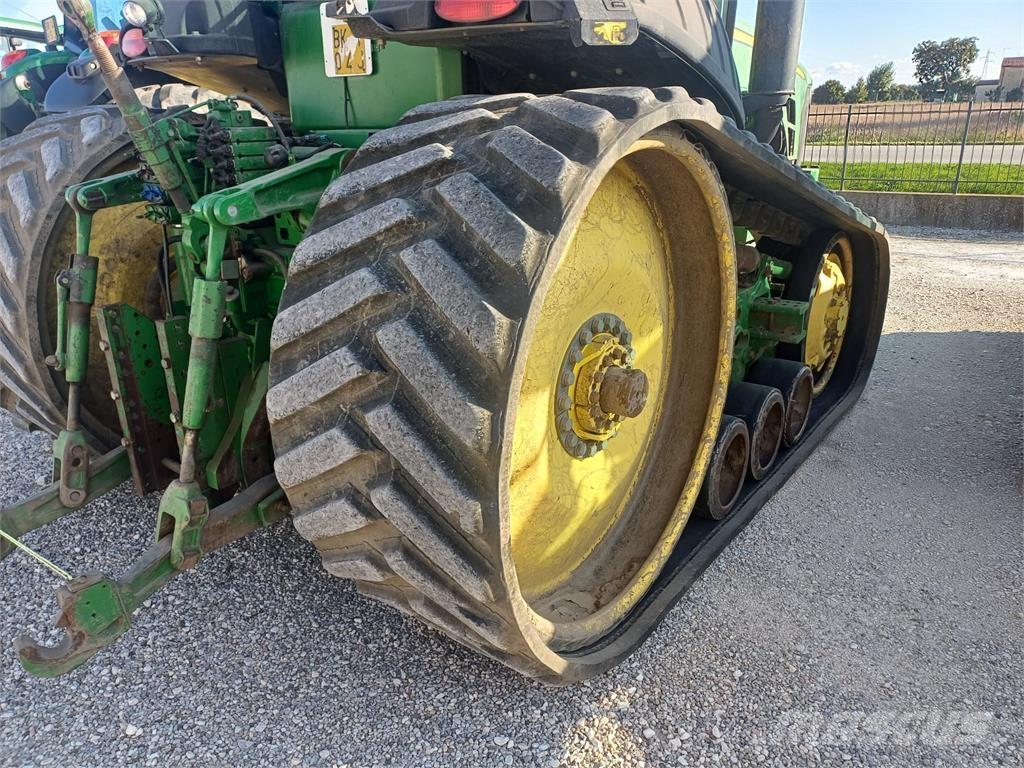 John Deere 8320 RT Traktori