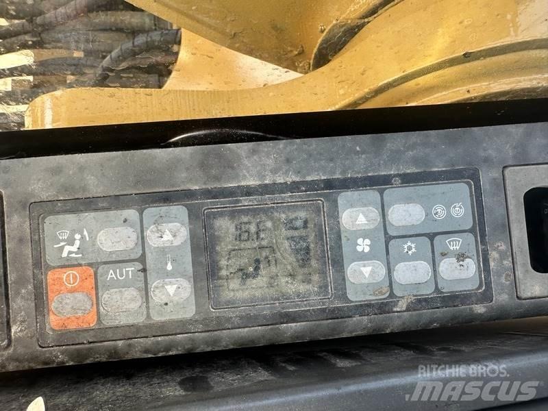 CAT 320 Kāpurķēžu ekskavatori