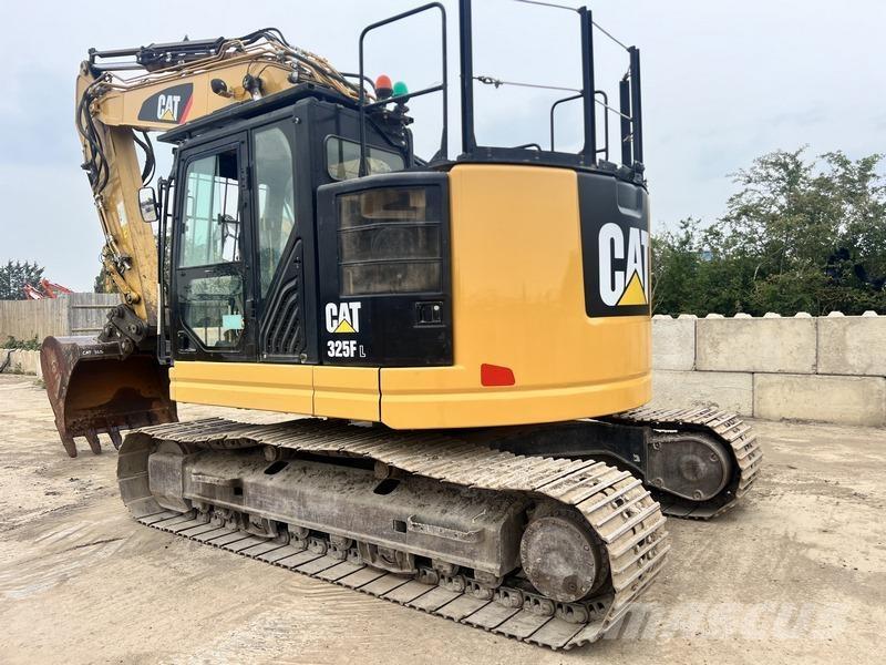 CAT 325FL Kāpurķēžu ekskavatori