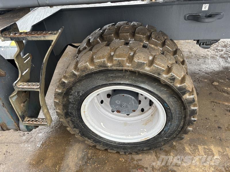 Fuchs MHL320 Iekraušanas tehnika- Citi