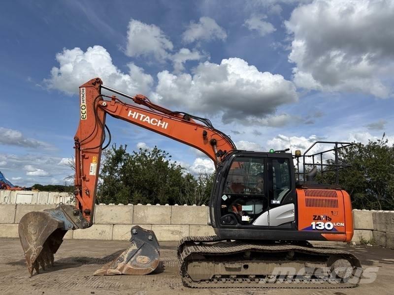 Hitachi ZX130 Kāpurķēžu ekskavatori