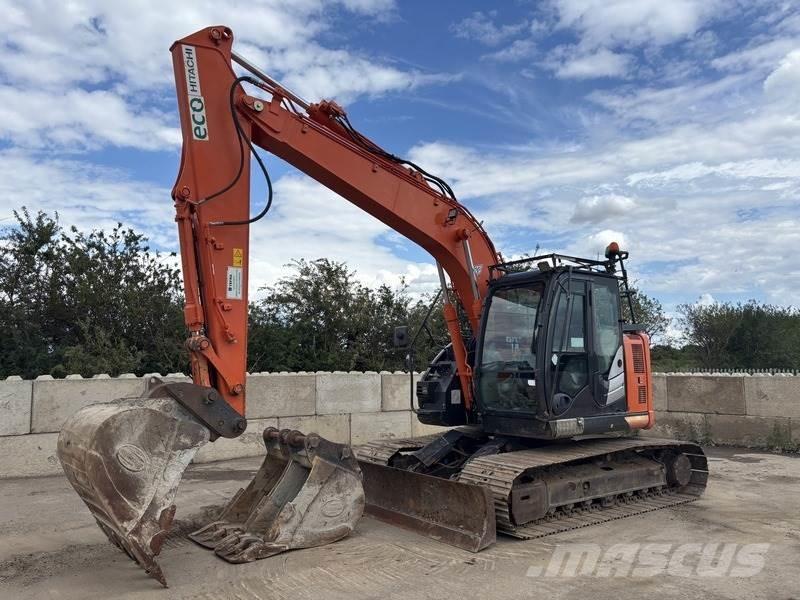 Hitachi ZX135 US-6 Kāpurķēžu ekskavatori