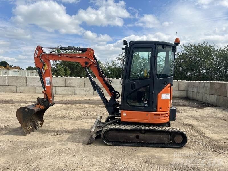 Hitachi ZX26U-5A CR Mini ekskavatori < 7 t