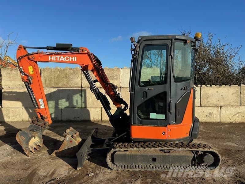 Hitachi ZX33 Kāpurķēžu ekskavatori