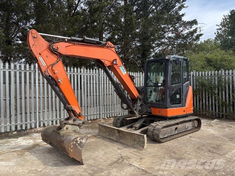 Hitachi ZX65 Vidēja lieluma ekskavatori 7 t - 12 t