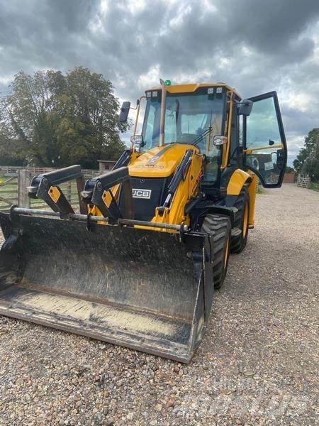 JCB 3CX Sitemaster Ekskavatori-iekrāvēji