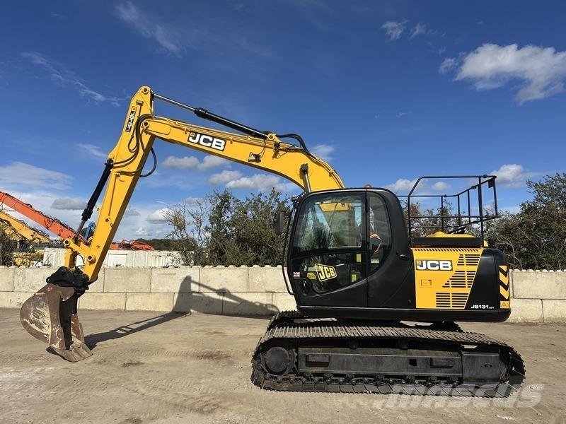 JCB JS131 LC Kāpurķēžu ekskavatori