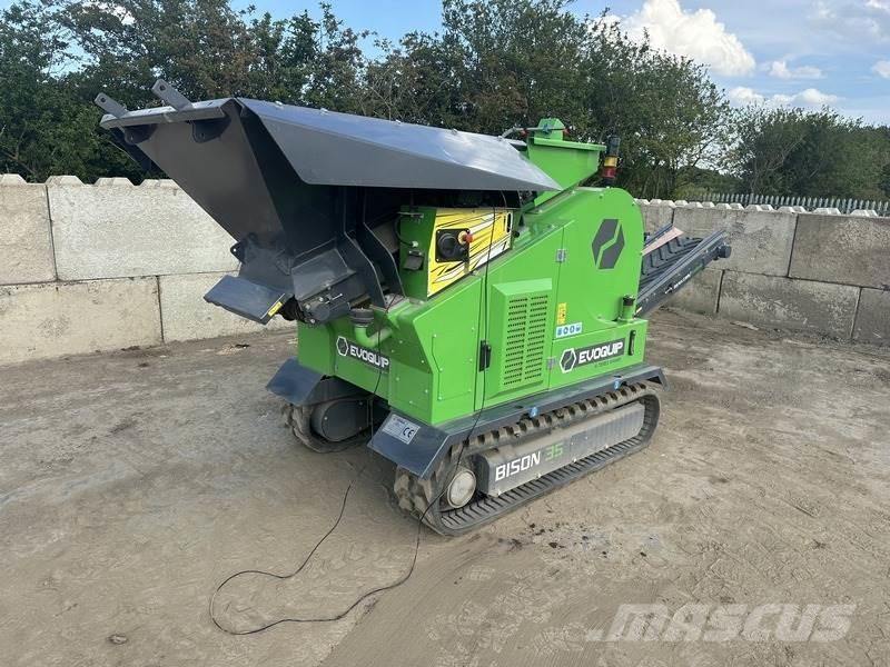 Terex BISON 35 Drupinātāji