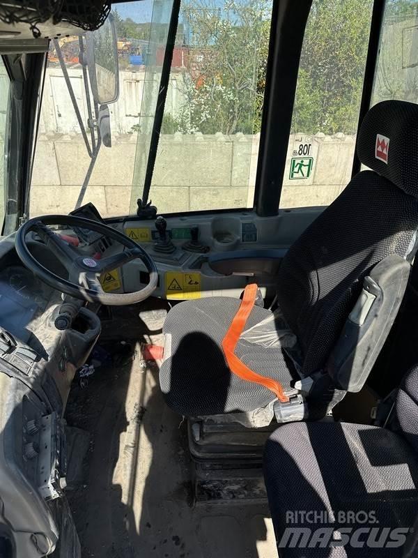Terex TA270 Artikulētie pašizgāzēji