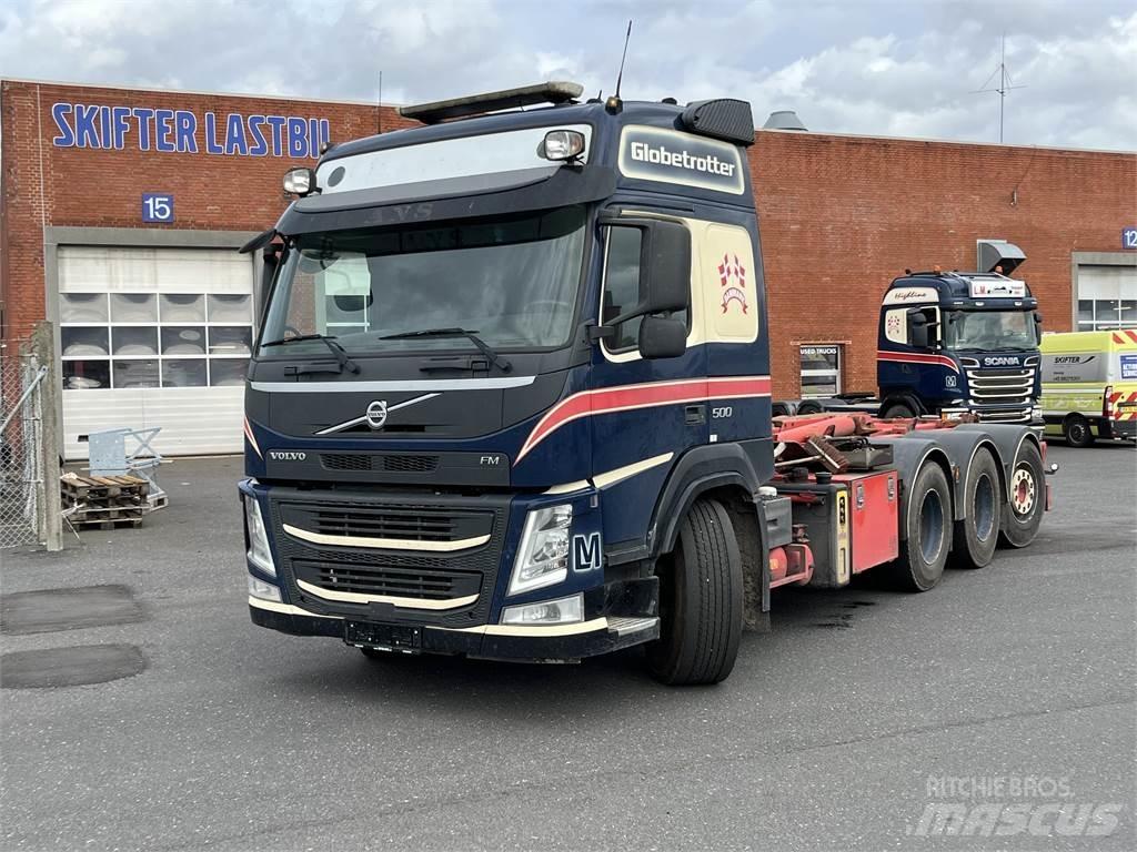 Volvo FM Treileri ar āķi