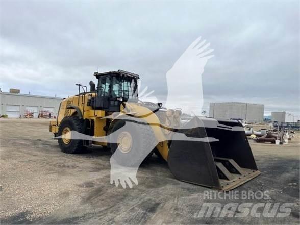 CAT 980M Iekrāvēji uz riteņiem