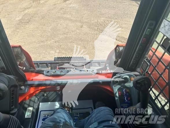 Kubota SSV75 Lietoti riteņu kompaktiekrāvēji