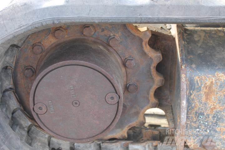 Komatsu PC55MR-3 Kāpurķēžu ekskavatori